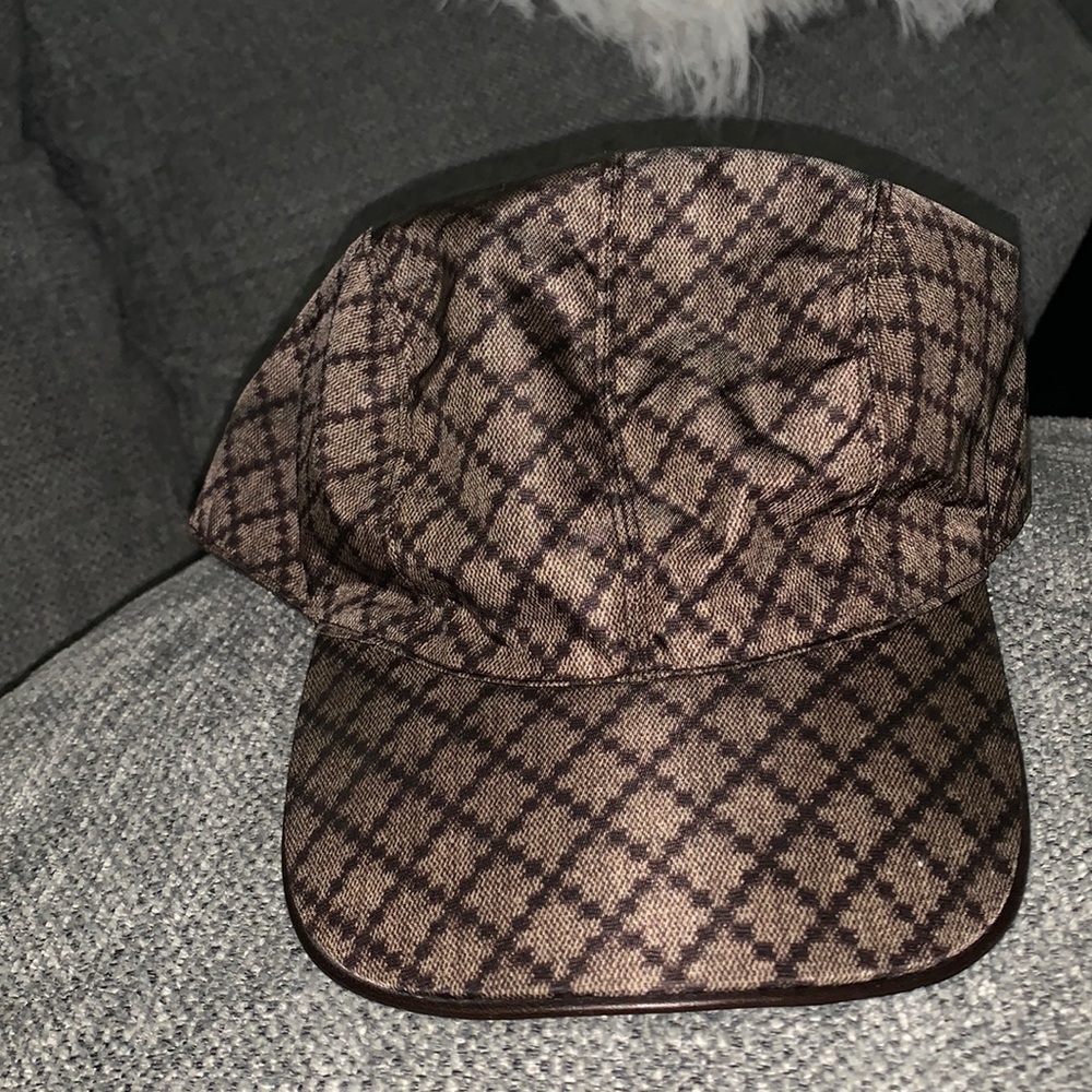 Authentic Vintage Gucci Hat.  Worn but Good Condition.